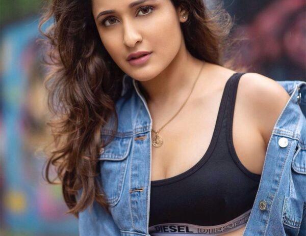 Pragya-Jaiswal