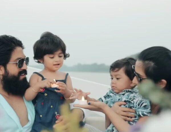 kgf star Yash-Vacation