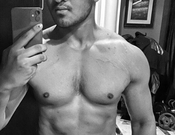 Nikhil's-Shirtless-Picture,-Big-Competition-for-Whom