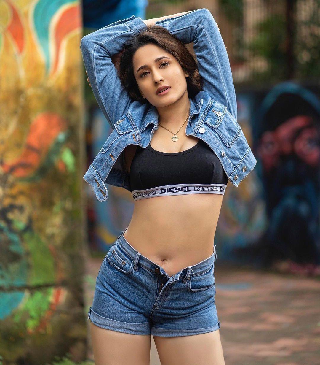 Pic Talk: Varun Tej's Sinuous Girl Burning With Diesel