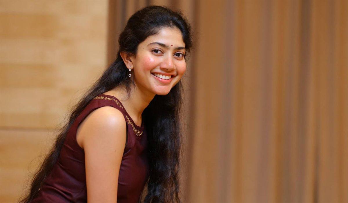 Sai Pallavi Fight for Caravan, Director Stood for Her
