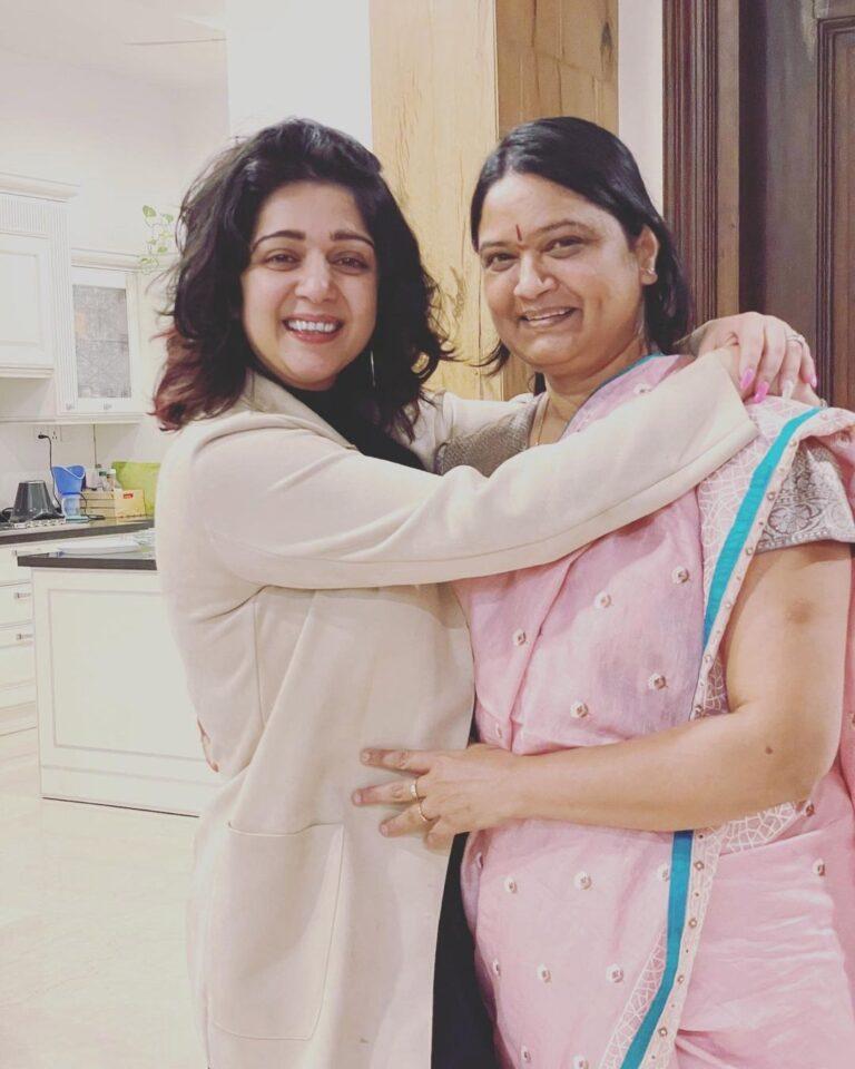 Charmee-Meets-Deverakona's-Mother