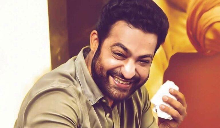 Fan Paid NTR's Pending Challan, Asking RRR Tickets