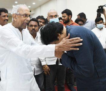 Pawan Kalyan Kapu Sankshema Sena Meeting