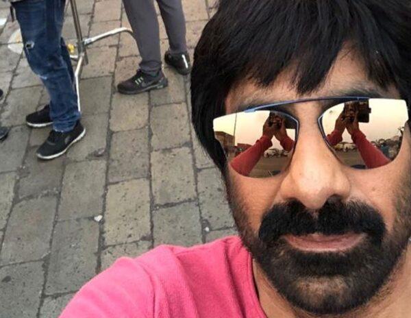 Ravi Teja liplock with Meenakshi Chaudhary