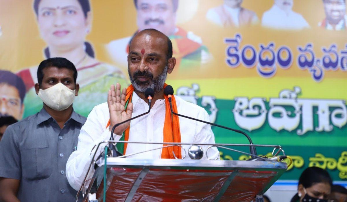 బైబిల్ ఎమన్నా అంటరాని గ్రంధమా? ఏంటి ఈ వాగుడు