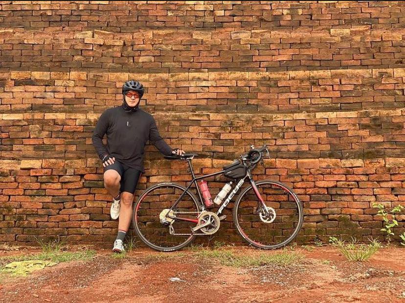 Ajith Kumar Cycling in Hyderabad - (5)