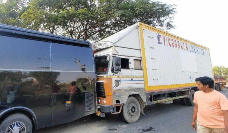 Allu Arjun Caravan Accident