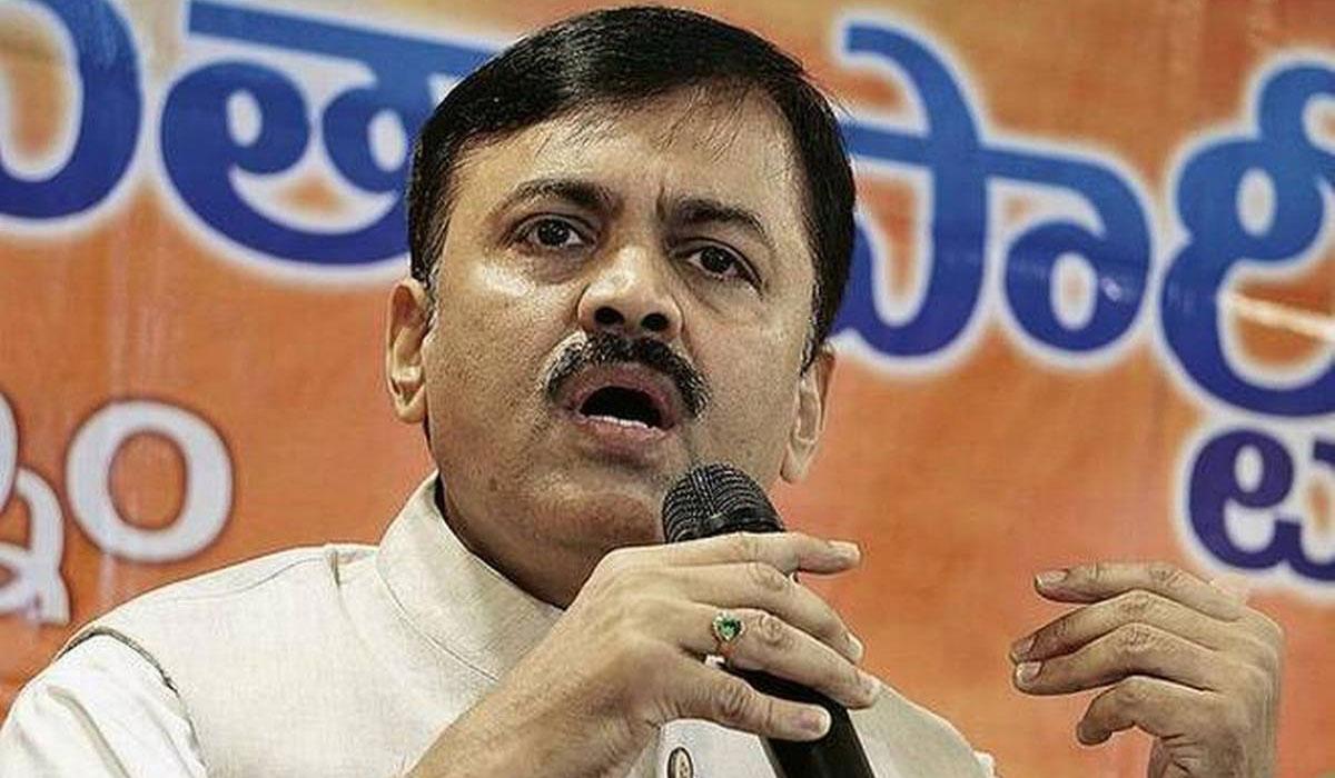 దొంగే దొంగ అని అరిచినట్టు ఉంది బీజేపీ వారి వ్యవహారం