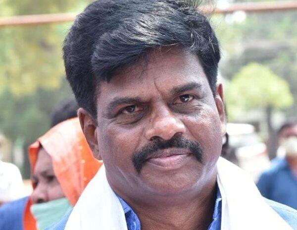 Gorantla Madhav supports TDP