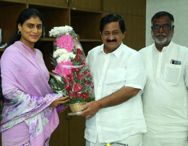 YS Sharmila Not Telanaga kodalu