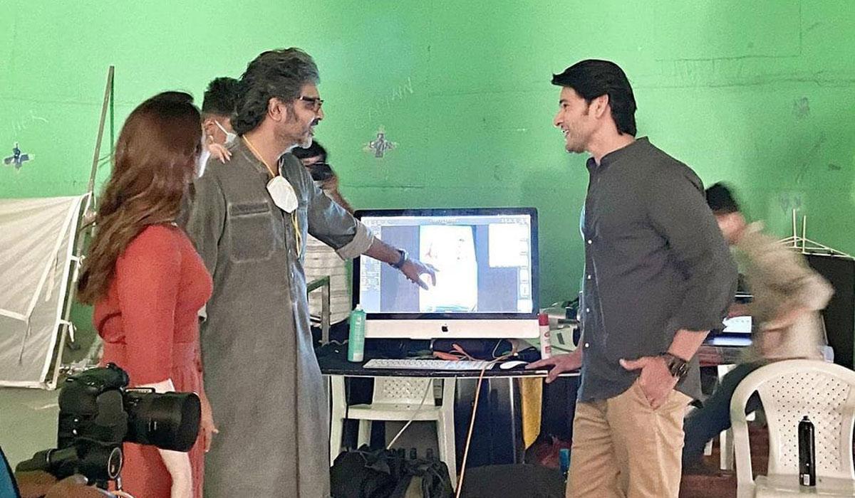 Pic Talk: Mahesh Babu’s Way To Satisfy Fans Demand