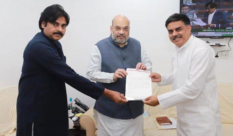Pawan-Kalyan-met-Amit-Shah