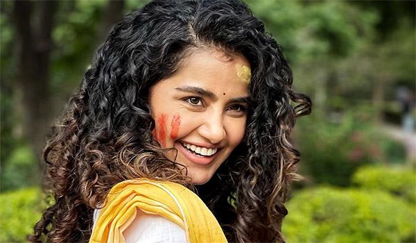 Pic Talk: Is Anupama Getting Married?