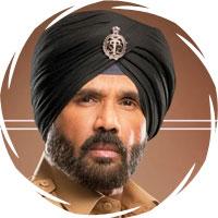 Suniel Shetty - Mosagallu Movie Review