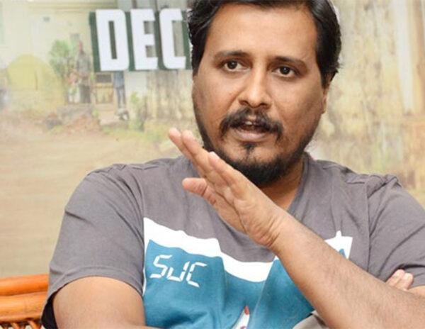 Vakeel Saab Director's Humble Reply To Insulting Query