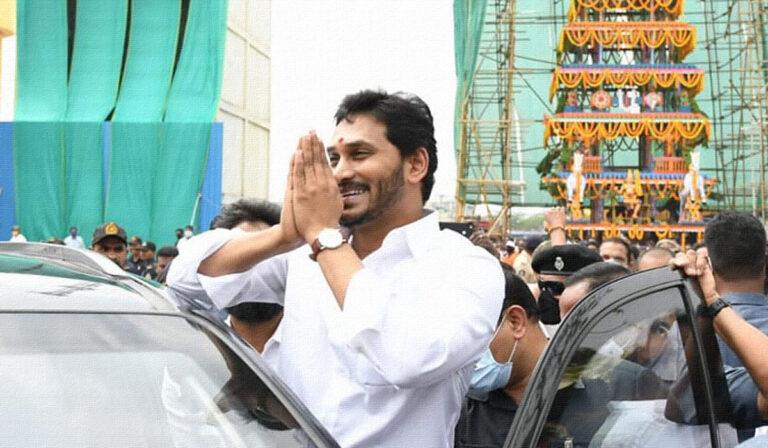 Volunteers Running A Parallel System for YSR Congress