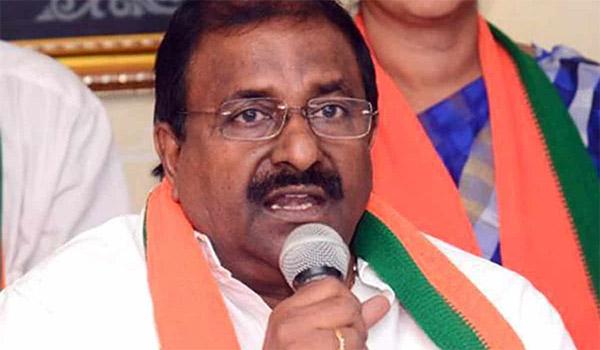 అబ్బో చాలా చెప్పారు వీర్రాజు గారు... కానీ నమ్మలేం!