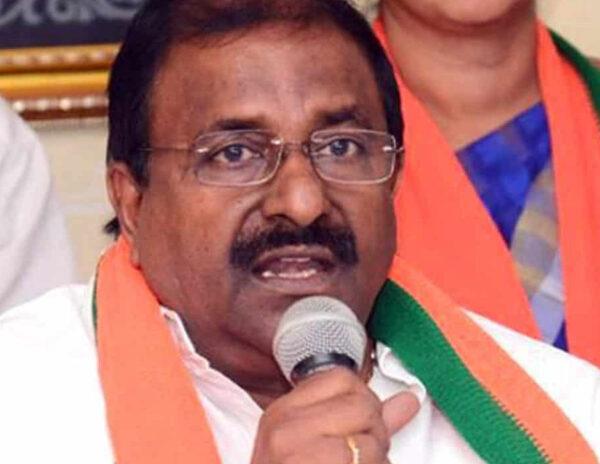 అబ్బో చాలా చెప్పారు వీర్రాజు గారు... కానీ నమ్మలేం! 