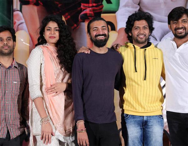 ఆ డైరెక్టర్ కు థియేటర్ లో విజిల్స్... అరుపులు