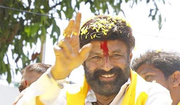 బాలయ్యను ఎదురుకోలేక విషప్రచారం మొదలెట్టిన సాక్షి