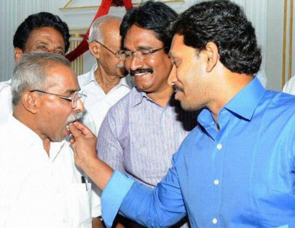 CBI Ignoring Key Evidence Against YSRCP MP in Viveka's Case-