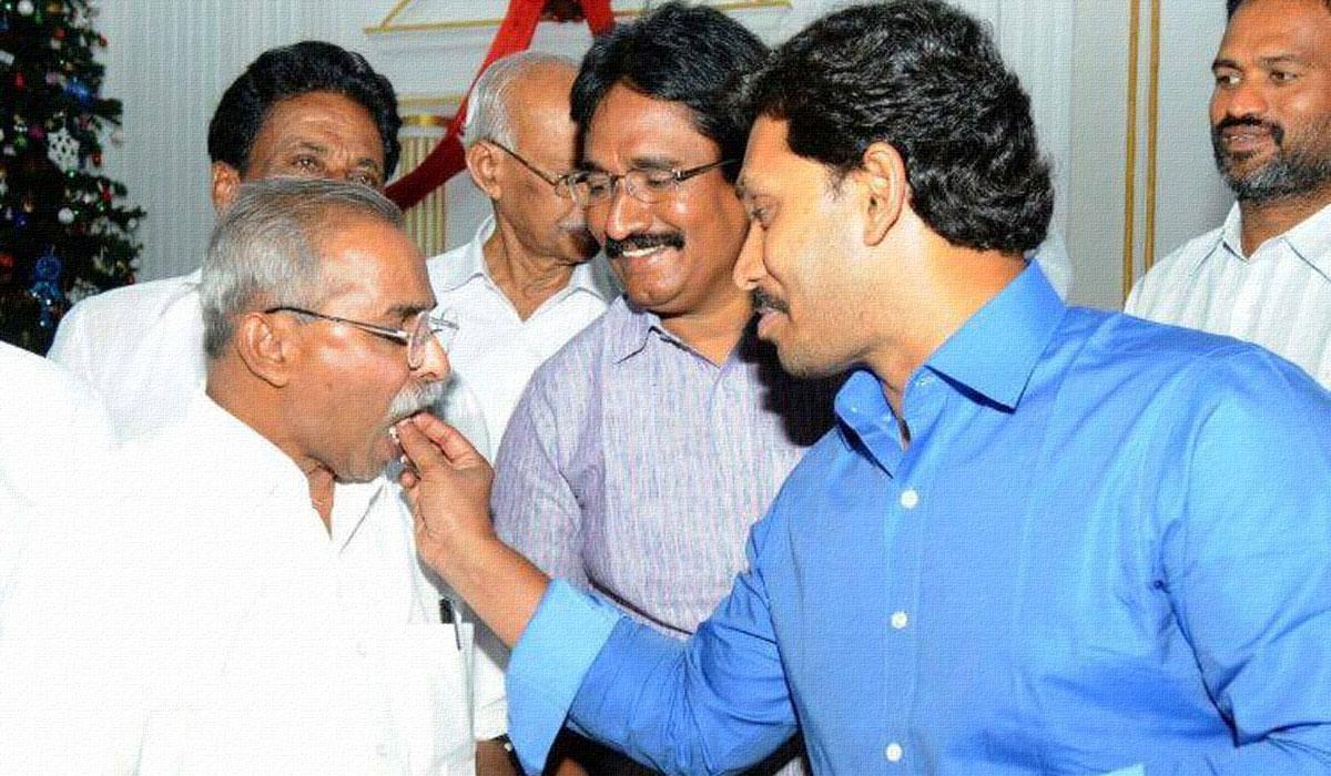 CBI Ignoring Key Evidence Against YSRCP MP in Viveka's Case?