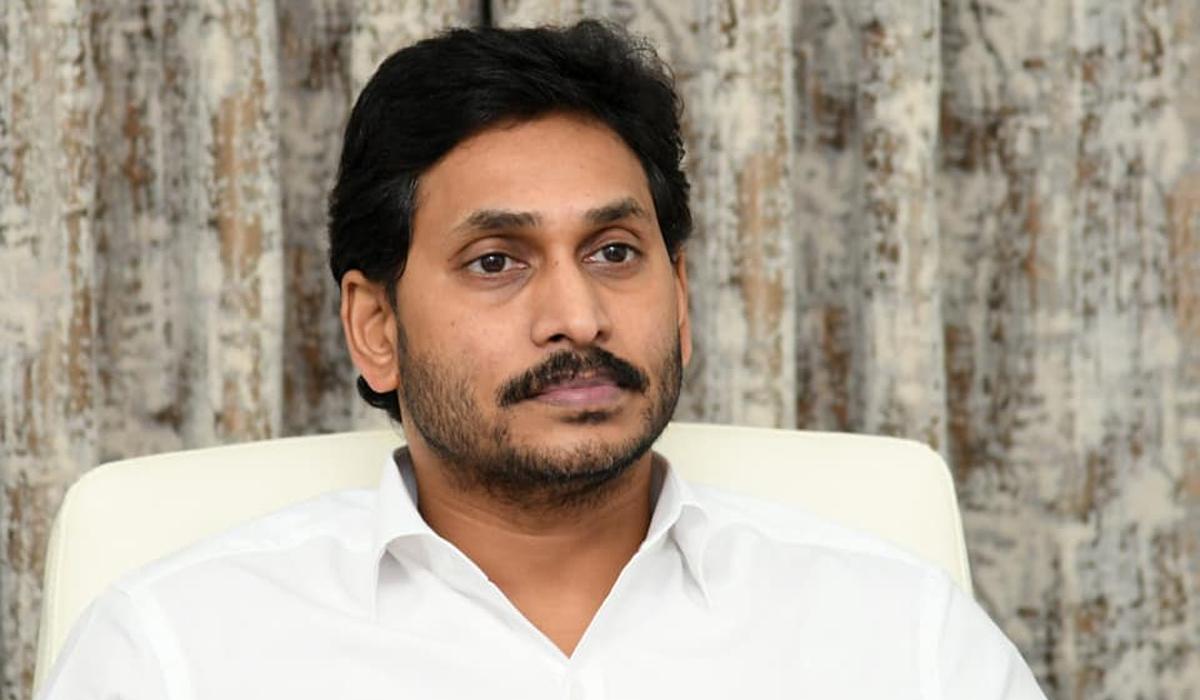 Jagan's Secret Meeting With Ys Viveka's Murder Accused?