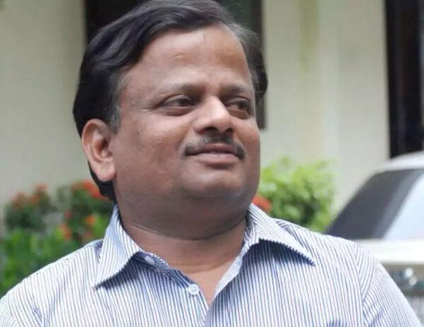 KV Anand Died