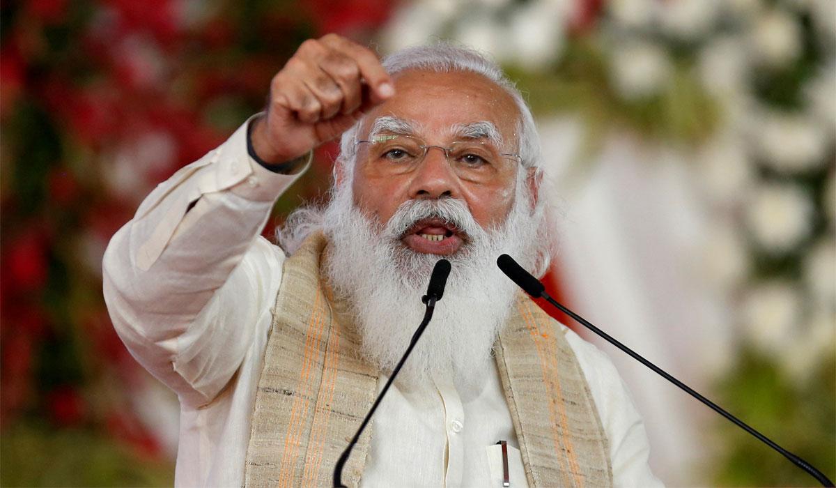 Narendra Modi Scared of Social Media For The First Time!