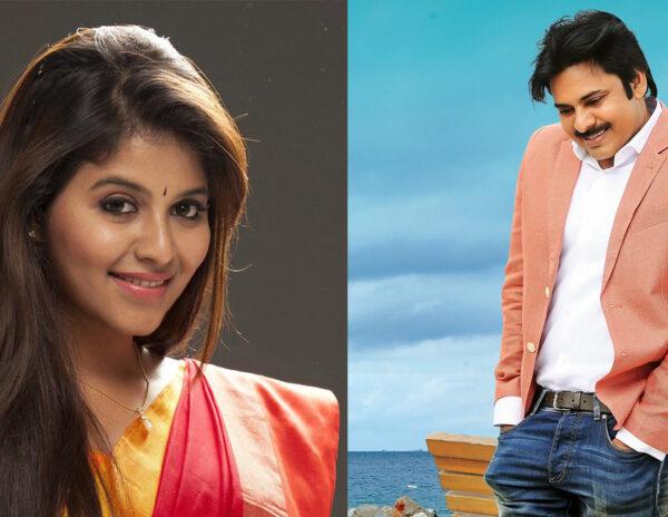 Pawan Kalyan Clapped For This Heroine's Performance