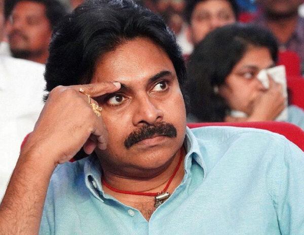 Pawan Kalyan Misses Shruti Haasan