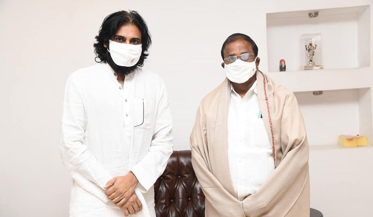 Pawan Kalyan - Somuveerrraju