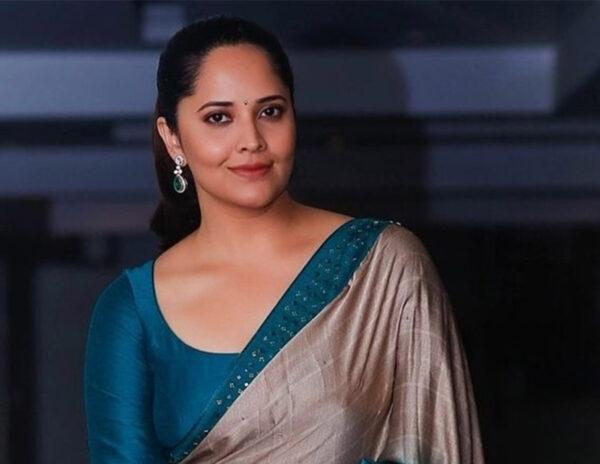 Anasuya Upset About Ram Charan