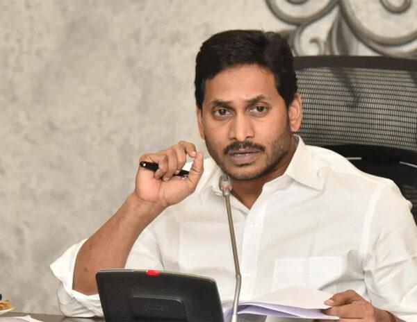 Kerala CM Throws A Litmus Test for Jagan!