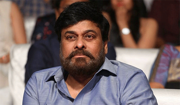 Megastar Chiranjeevi At The Front Again!