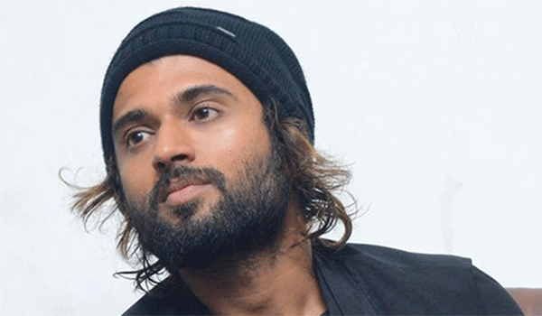 Vijay Deverakonda Bids Tearful Send-Off to Ailing Fan