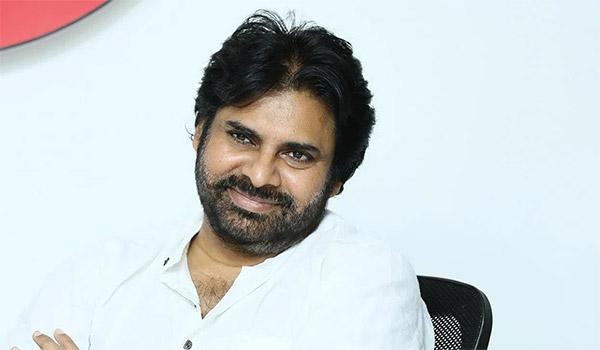 Pawan Kalyan Replaces NTR in RRR?