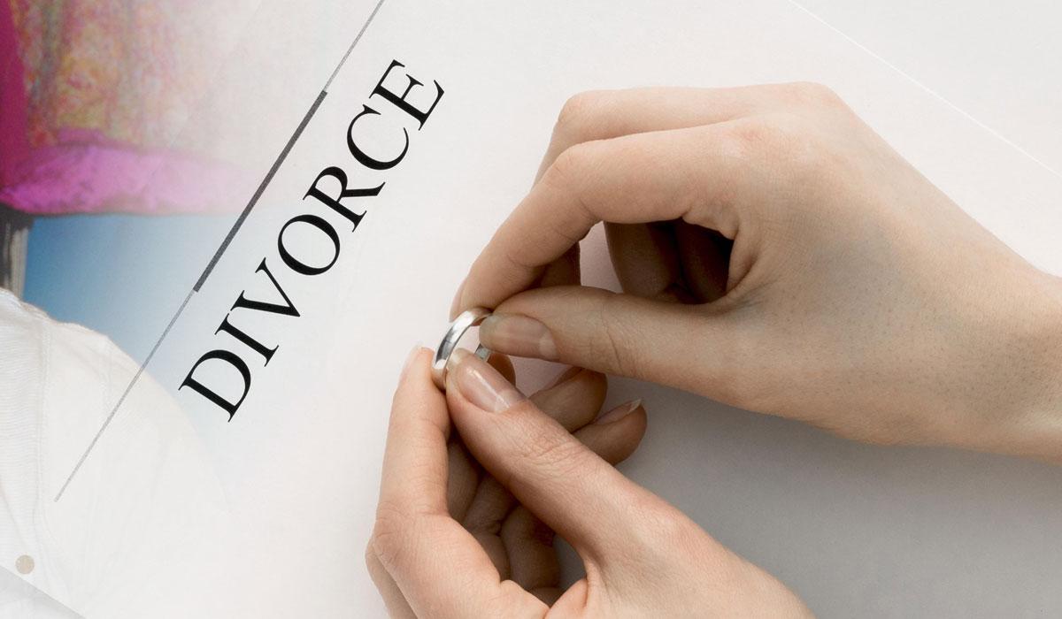 Star Couple Announce Divorce