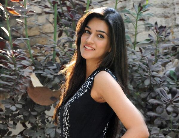 Actress Reveals Unknown Side Of Prabhas 