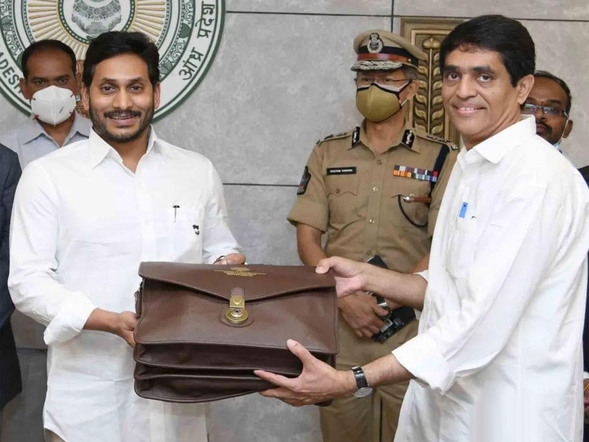 There Is A Danger Of Other CMs Taking Jagan As Example