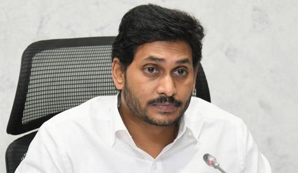 జగన్ పాలన పై కేంద్రం దృష్టిసారించే సమయం వచ్చిందా?