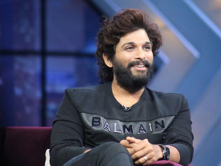 Allu Arjun Dethrones Deverakonda From Top Spot