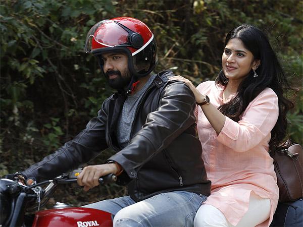 సెన్సార్ కత్తెర నుంచి బయటపడ్డ ''డియర్ మేఘ'