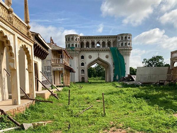Pic Talk: Deserted Sets Of Pawan Kalyan’s Next