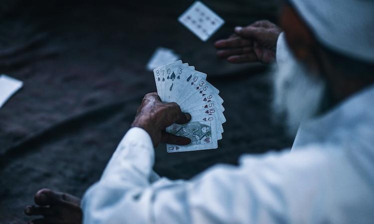  Legalize Online Gaming to Better Cope With Economic Hurdles