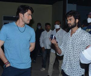Mahesh Babu Appreciates Sridevi Soda Center Team