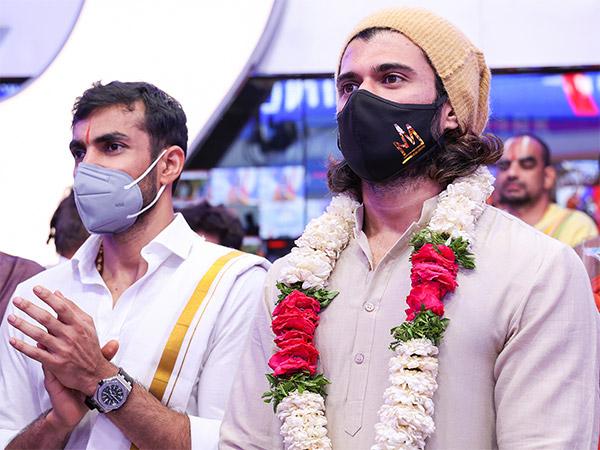 Pic Talk: The Deverakonda Mask