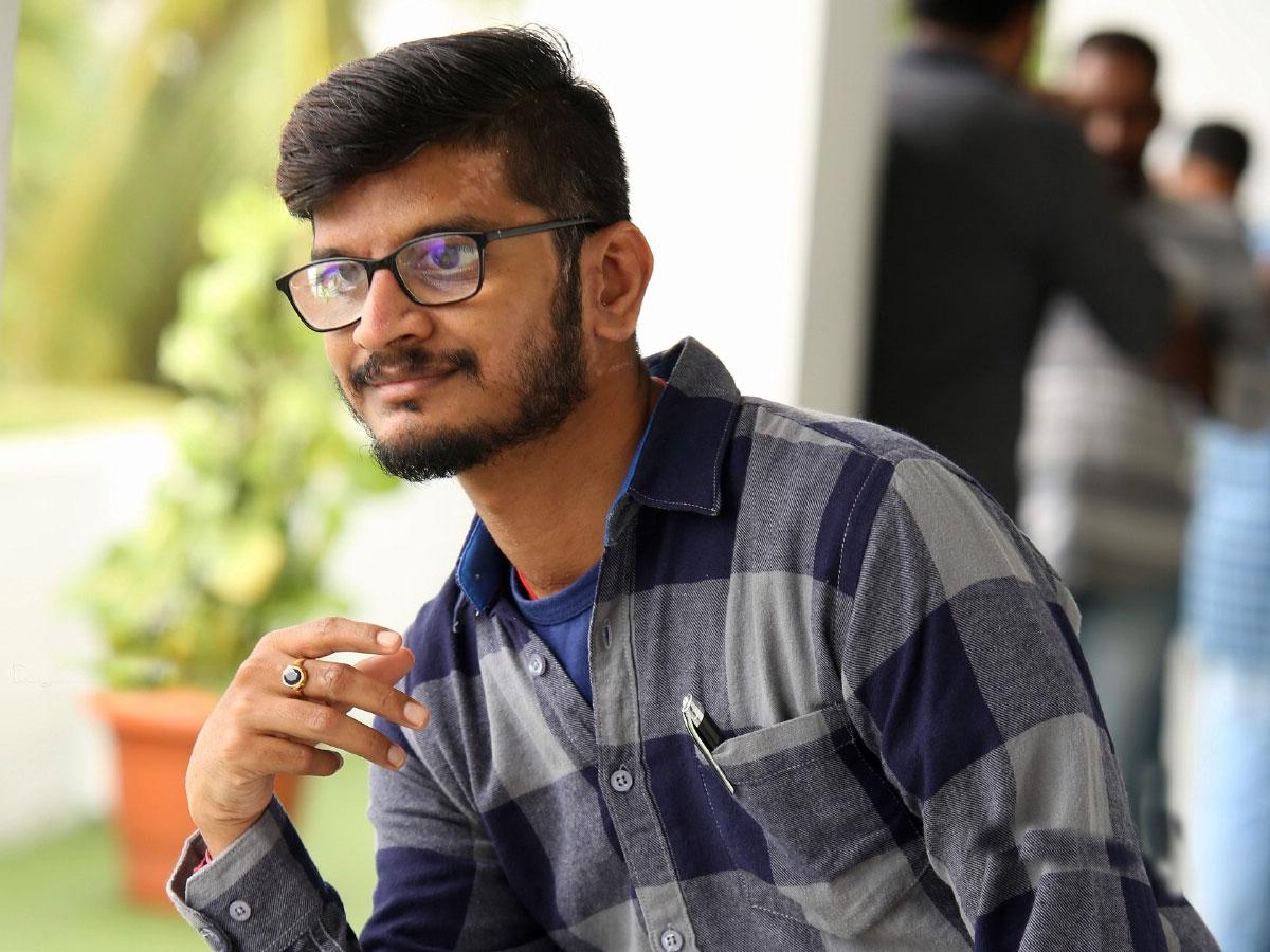 Police Case Filed On Lyricist Ananth Sriram!