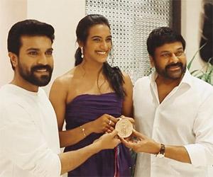 Ram Charan, Chiranjeevi Meets PV Sindhu